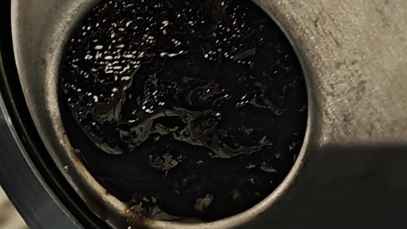 wet Belt failure debris in oil pickup
